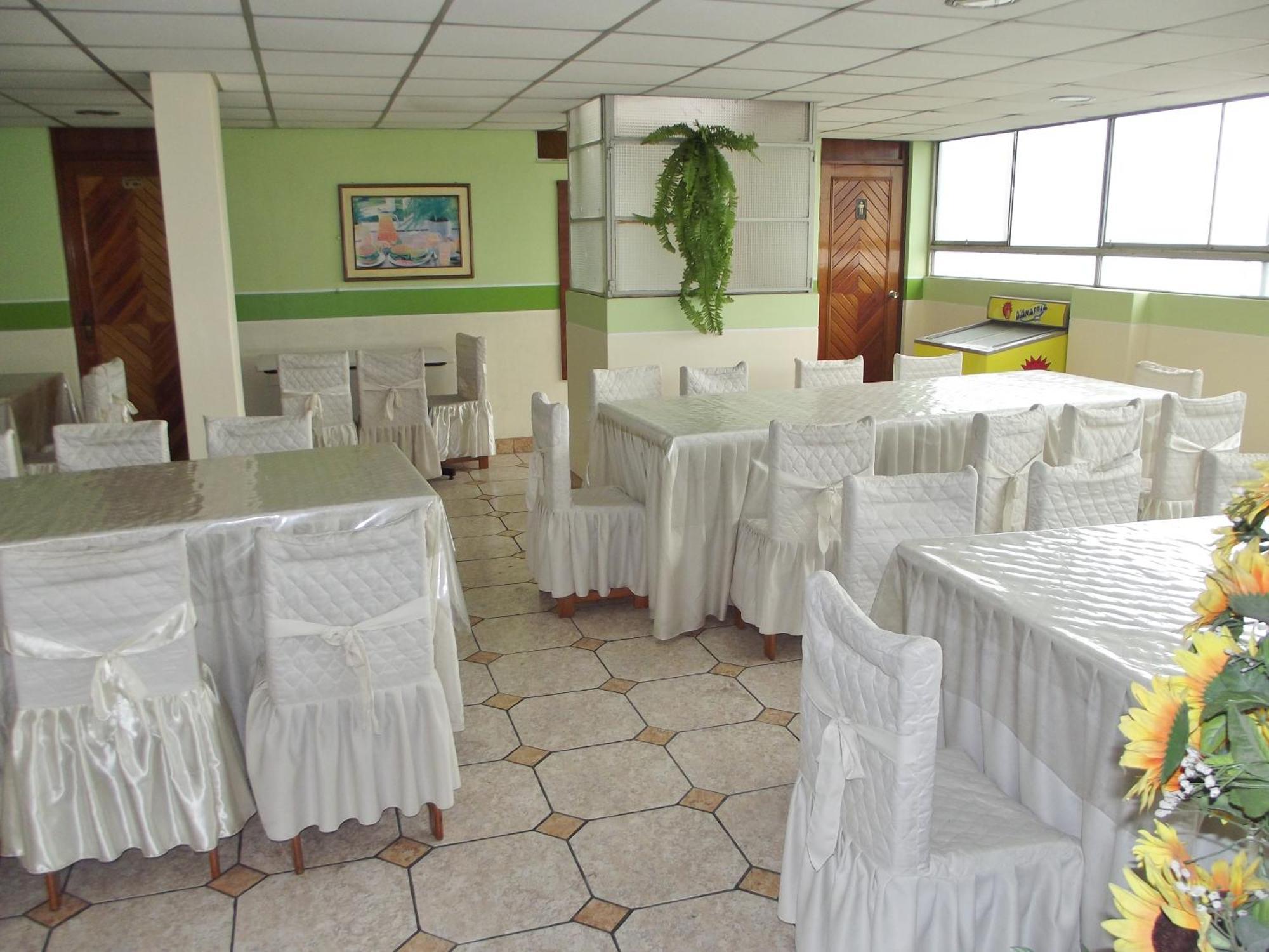 Hotel Panamericano Лима Екстериор снимка
