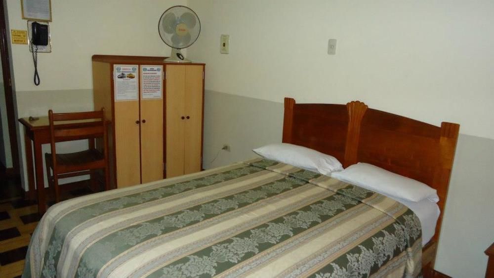 Hotel Panamericano Лима Екстериор снимка