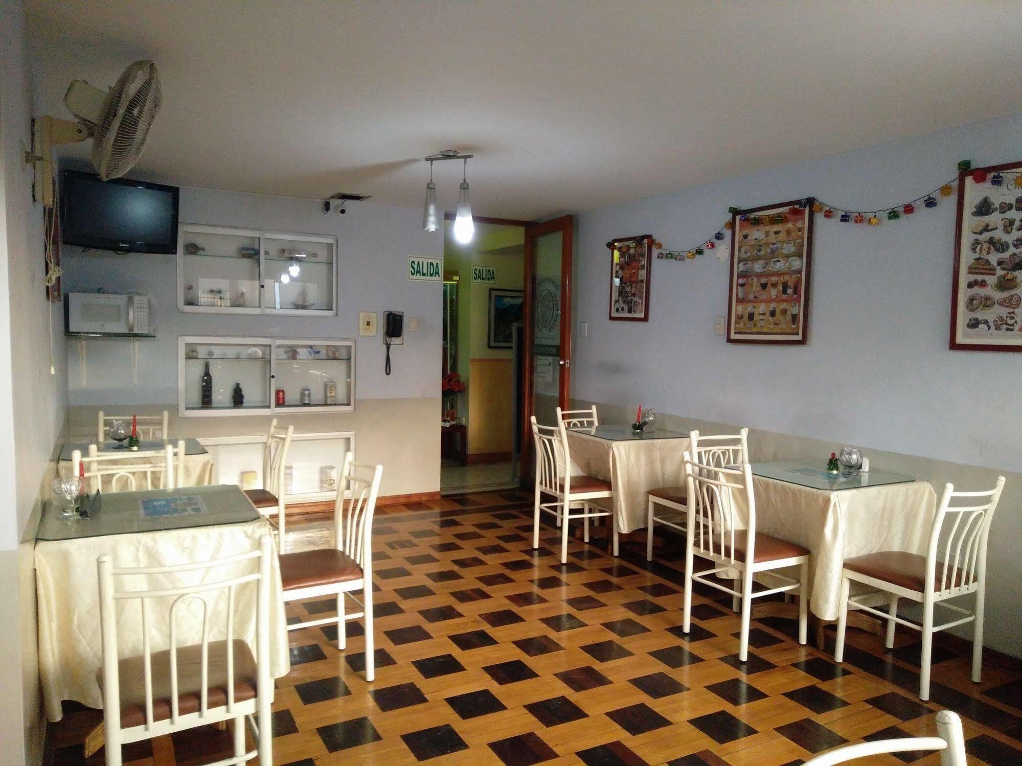 Hotel Panamericano Лима Екстериор снимка