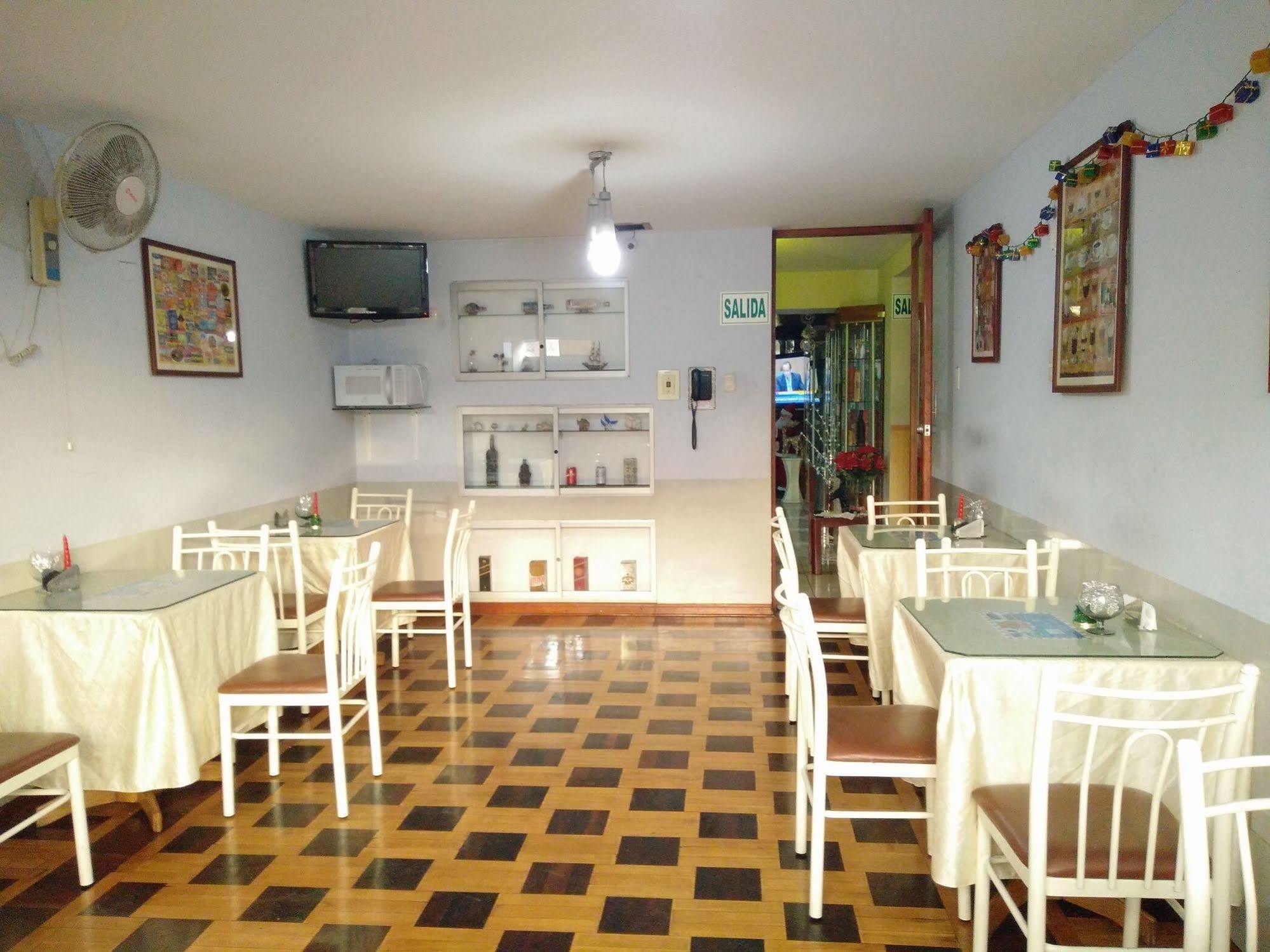 Hotel Panamericano Лима Екстериор снимка