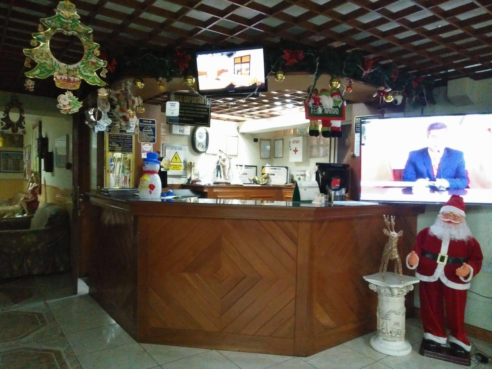 Hotel Panamericano Лима Екстериор снимка